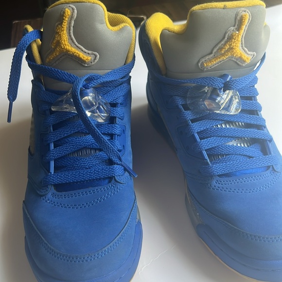 AIR JORDAN 5 “LANEY VARSITY ROYAL” - Picture 2 of 12